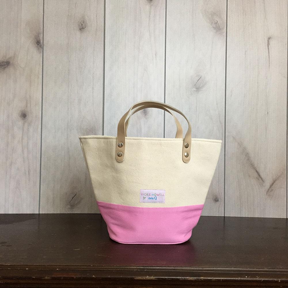 Della Q Vickie Howell Bags