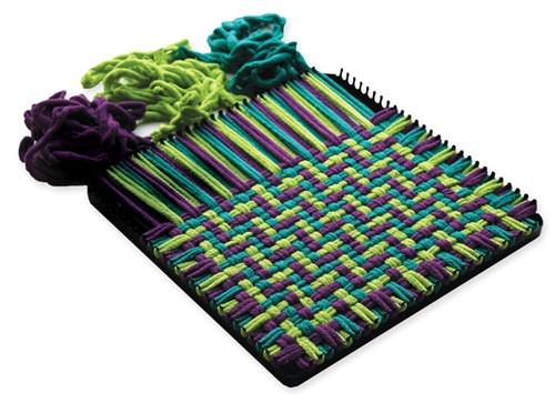 Potholder Loom PRO makes 10" x 10" potholders.