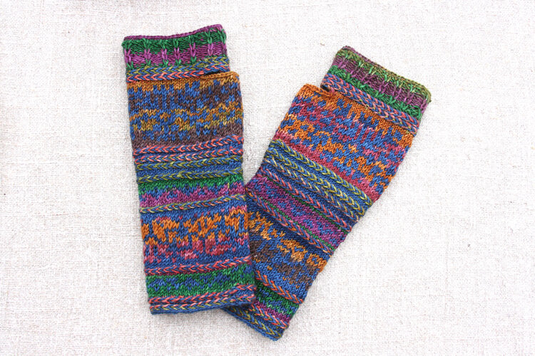 Urth Yarns AUSTRA'S Boot Cuff and Wrist Warmers